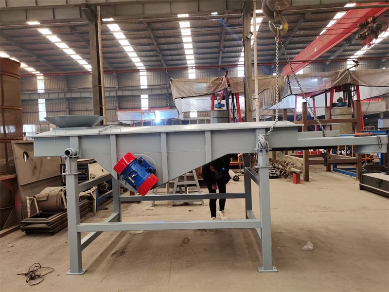 直線篩篩分物料跑偏？別急，秘籍在此！