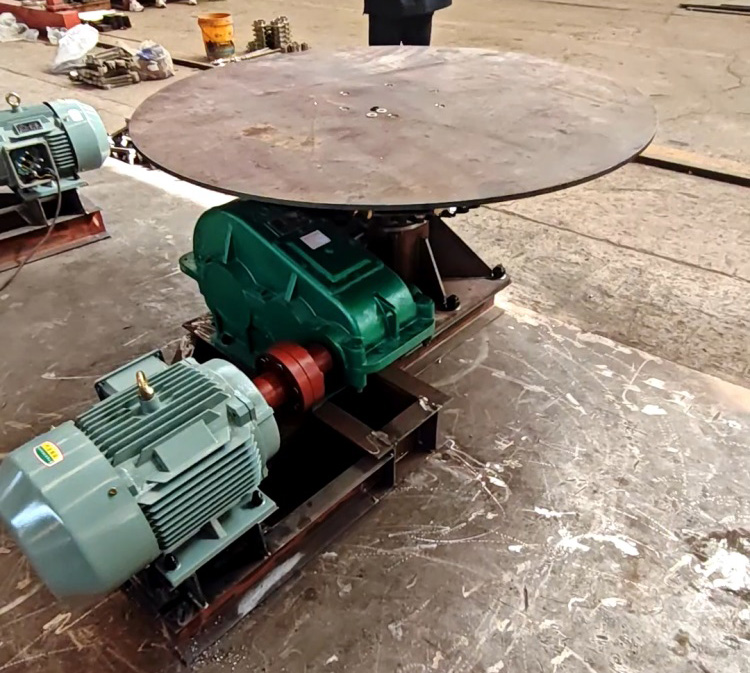 1.5米圓盤(pán)給料機(jī)